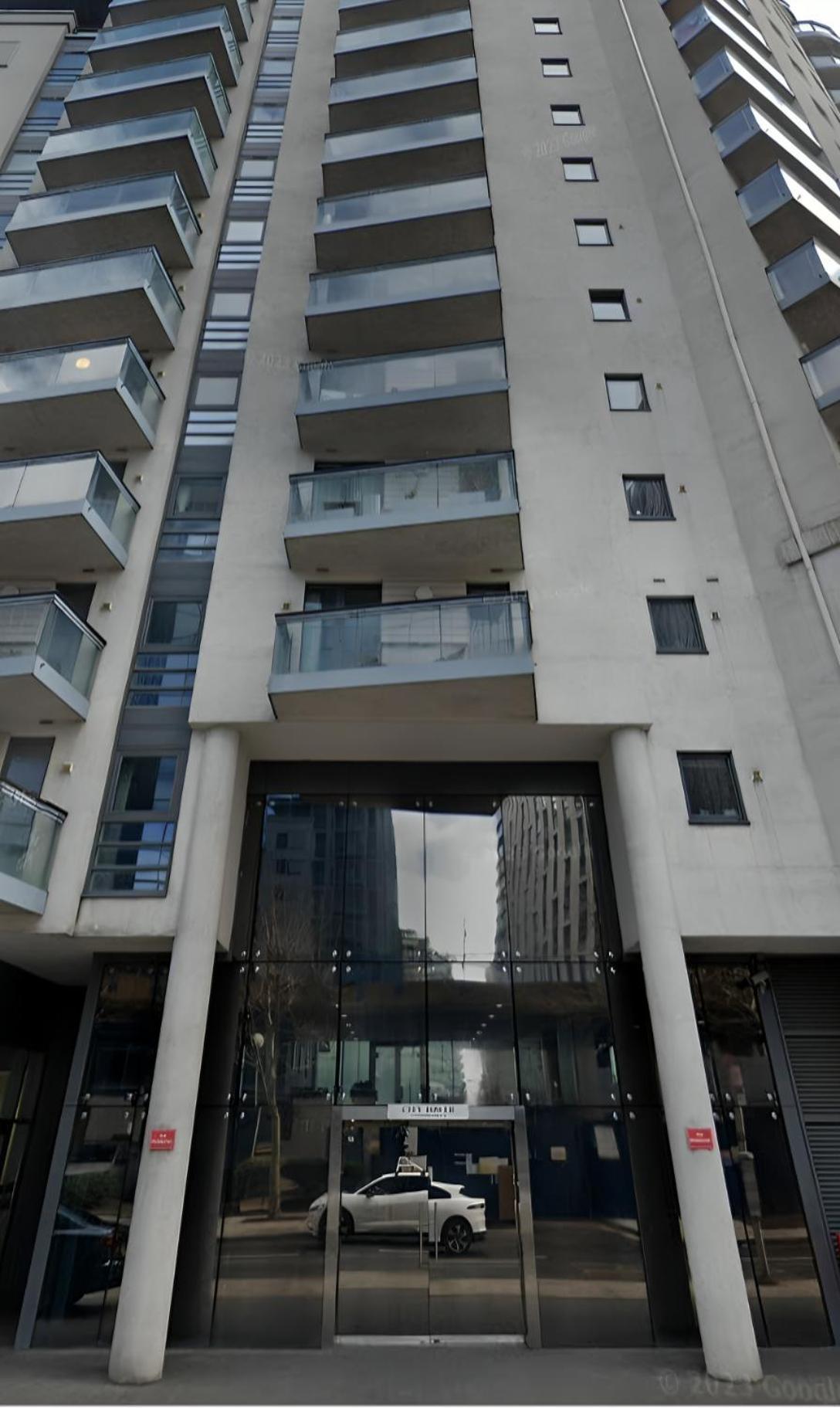 Royal Crossharbour Apartment London Bagian luar foto