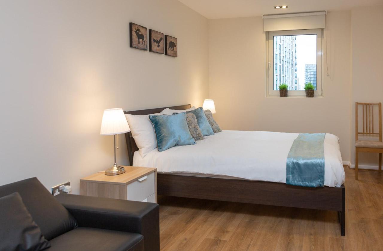 Royal Crossharbour Apartment London Bagian luar foto